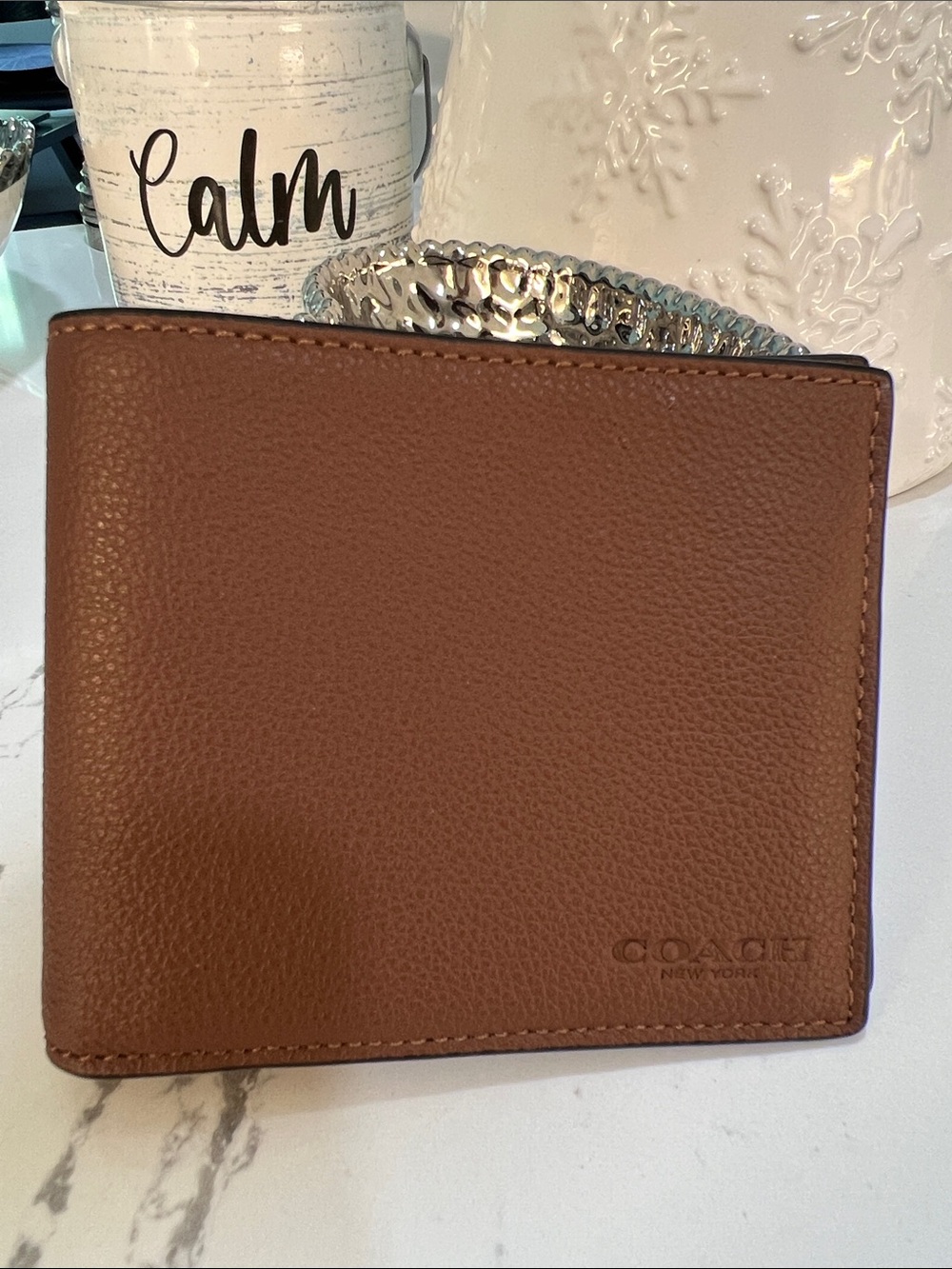 COACH New York Brown Pebbled Leather Men's Bi-Fold Wallet Saddle